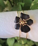 Black flower broad bracelet - Image 2