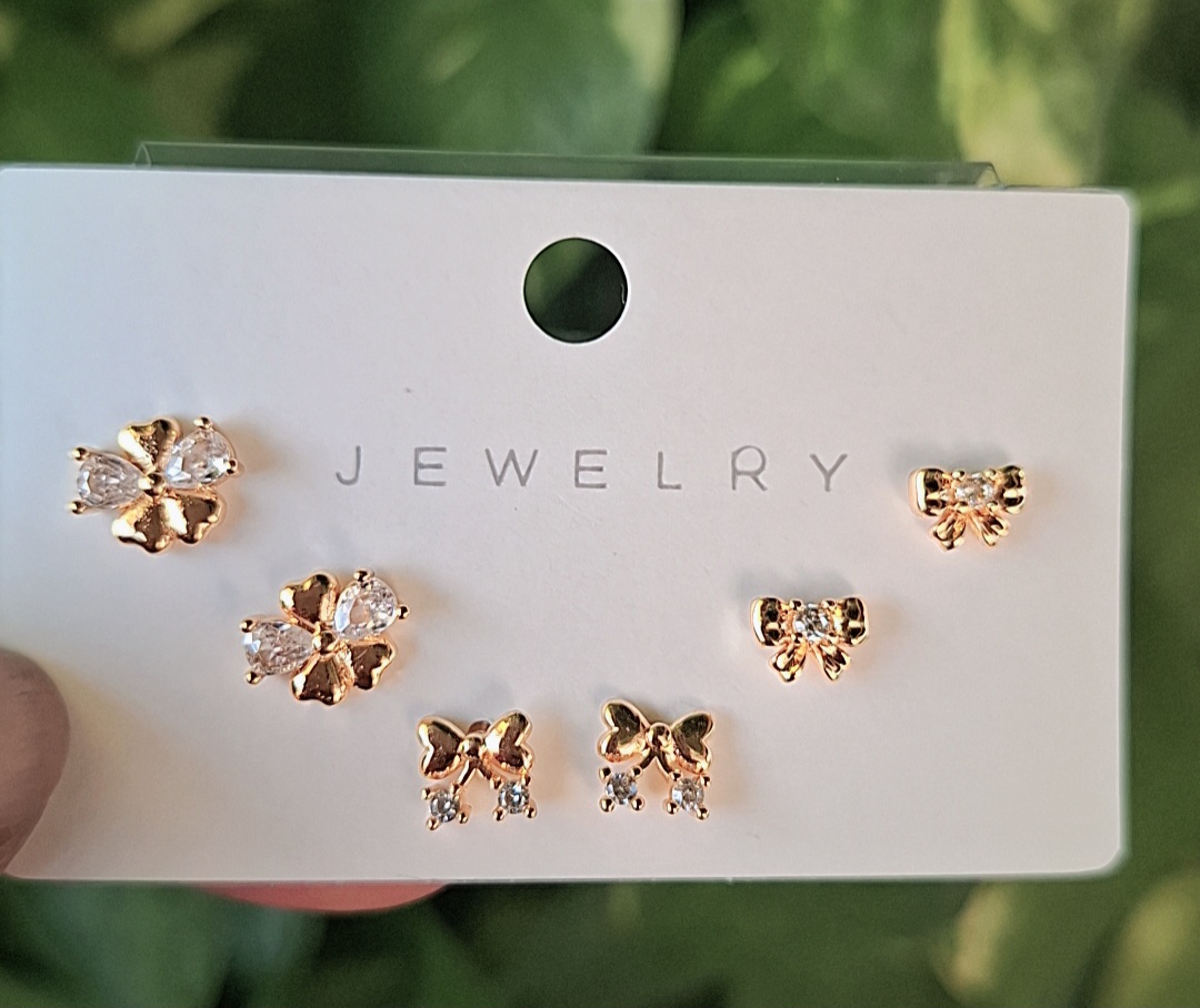 Snapchat-1676237047 Earring - Image 1