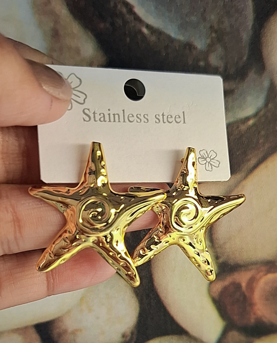 Snapchat-192111055 Earring - Image 1