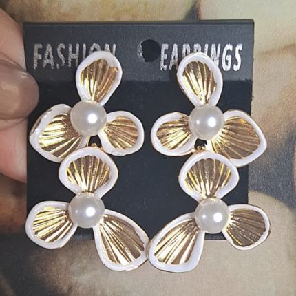 Tulip flower earrings