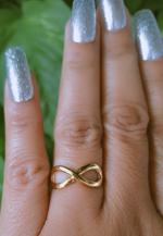 Infinity ring