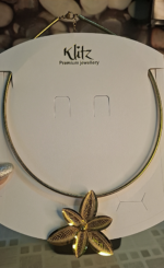 Flower with round chain  statement neck piece