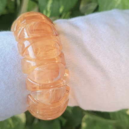 Mustered resin adjustable bracelet